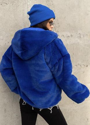 Куртка эко мех синяя электрик бежевая3 фото