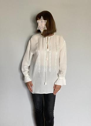 Шифонова  женская блузка молочного цвета с вышивкой 46 укр3 фото
