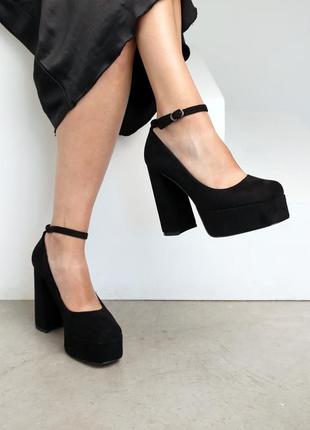 Туфли женские классические на каблуку черные8 фото
