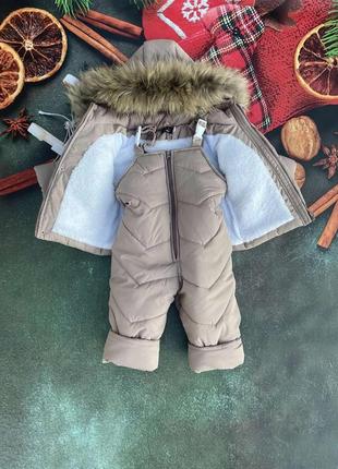 Бежевый зимний комплект курточка и клубкомбинезон1 фото