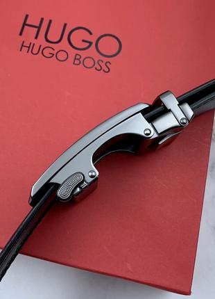 Чоловічий ремінь із пряжкою автомат hugo boss у подарунковому наборі2 фото