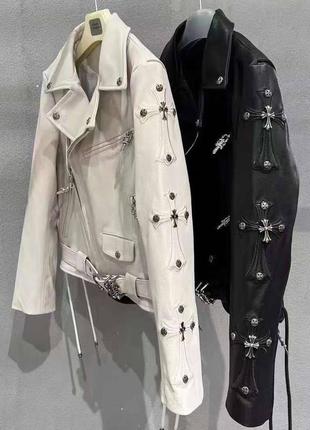 Куртка косуха в стиле chrome hearts с кнопками короткая черная молоко2 фото