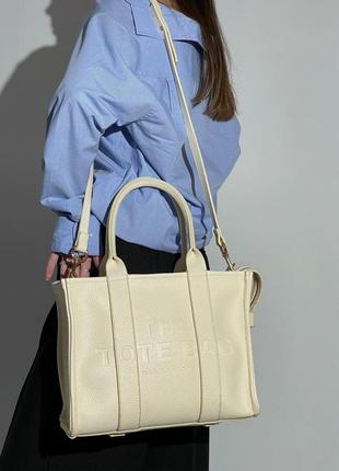 Женская сумка marc jacobs medium tote bag lite cream leather марк джейкобс шопер9 фото