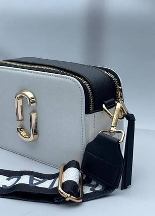 Женская сумка через плечо marc jacobs the snapshot white/gold марк джейкобс крос боди белая