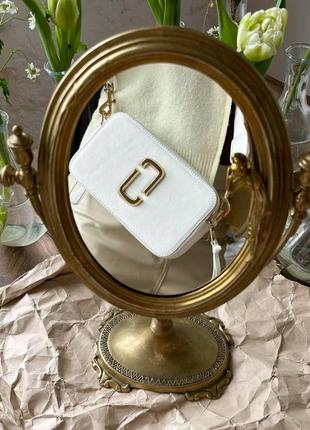 Женская сумка через плечо marc jacobs the snapshot white/gold v2 марк джейкобс кросс - боди5 фото