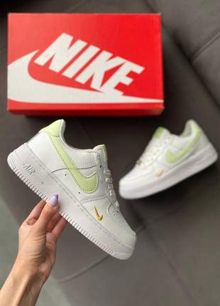 🥿🥾 кроссовки nike air force белые салатовые зеленые двойной свуш swoosh классические кожаные3 фото