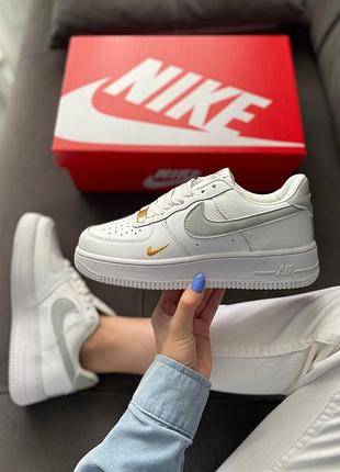 Біло сірі 🥿🥾 кросівки nike air force подвійний свуш swoosh класичні шкіряні