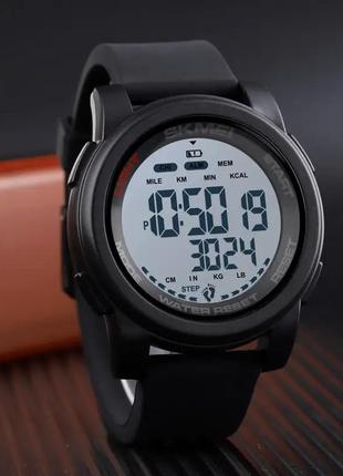Мужские спортивные часы skmei 1469 fitness (черные с белым)