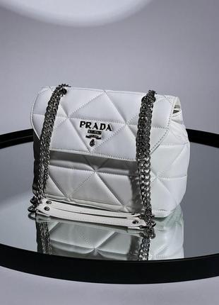 Модна жіноча сумка prada nappa spectrum white крос боді прада