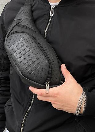 Шкіряна бананка  в стилі puma пума перфорована стильна сумка поясна через плече