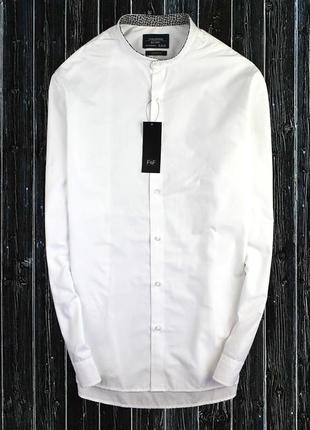 Біла сорочка з комірцем стійка