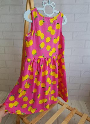 Рожева сукня в лимонний принт🍋
фирмы h&amp;m
6/8 лет (122/128см)
состояние: отличное2 фото