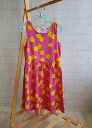 Рожева сукня в лимонний принт🍋
фирмы h&amp;m
6/8 лет (122/128см)
состояние: отличное1 фото
