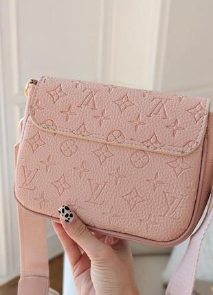 Пудрова рожева маленька жіноча сумочка клатч на плече, модна брендова літня міні сумка7 фото