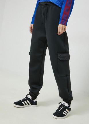 Жіночі спортивні штани брюки теплі adidas originals cargo pants - l