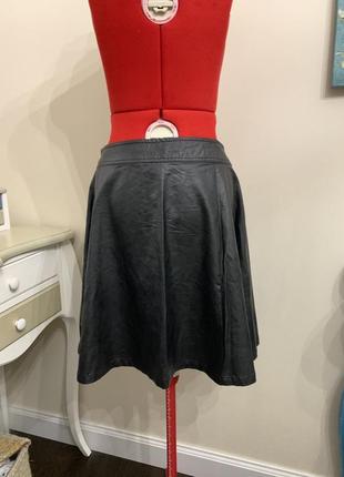 Черная юбка из экокожи bodyflirt3 фото