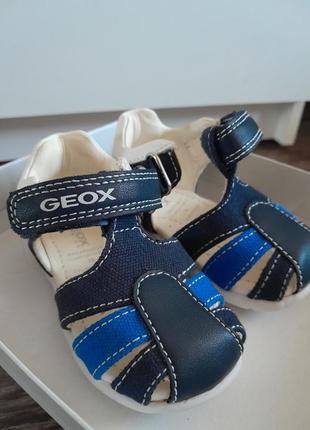 Босоніжки geox elthan на хлопчика.
18 розмір.