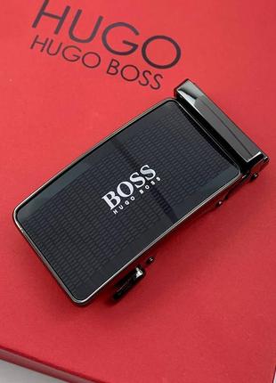 Мужской ремень с пряжкой автомат hugo boss в подарочном наборе6 фото