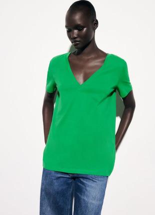 Базовая зеленая футболка из хлопка с v -образным вырезом zara - s, m, l, xl1 фото