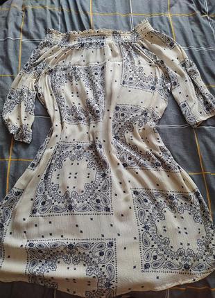 Плаття великого розміру