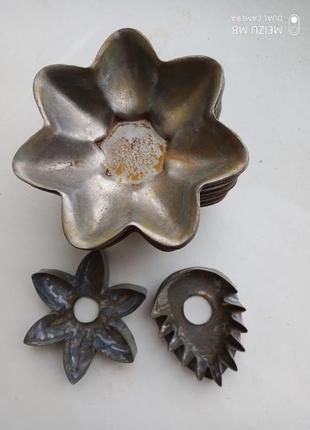 Винтажные формы в виде цветка для кексов,корзинок и другого одним лотом1 фото