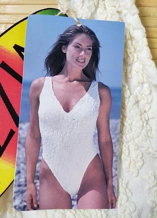 Молочно-білий купальник монокіні з високими трусиками