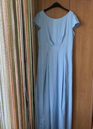 Блакитна довга сукня на випускний2 фото