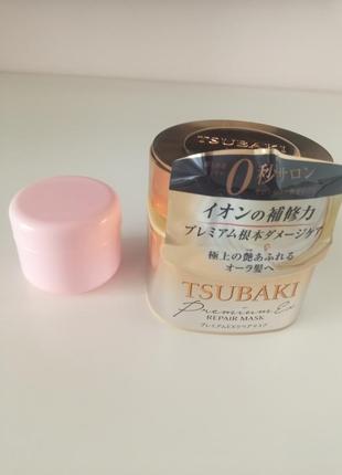 Преміум-маска для відновлення волосся

tsubaki premium repair mask на розлив, та повний об'єм