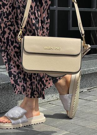 Женская сумка беж valentino alexia beige bag7 фото