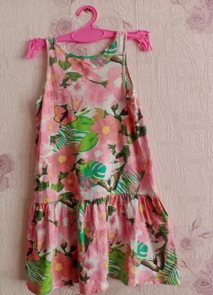 Чарівна сукня з ніжним квітковим принтом на 4-6 років2 фото