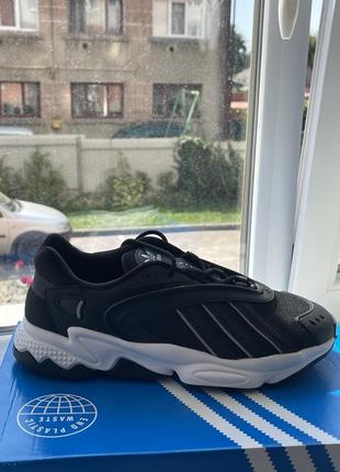 Мужские кроссовки adidas oztral 42р