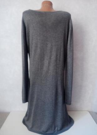 Трикотажное вязаное платье прямого кроя серого цвета 48-50-52 размера3 фото