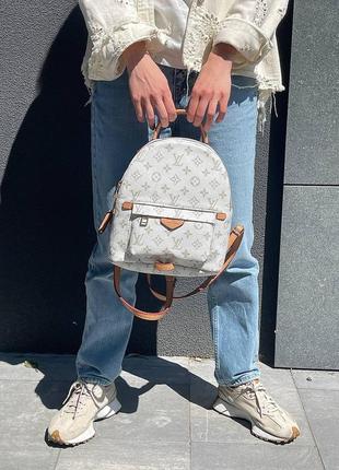 Женский рюкзак louis vuitton palm springs backpack white портфель луи вуитон8 фото
