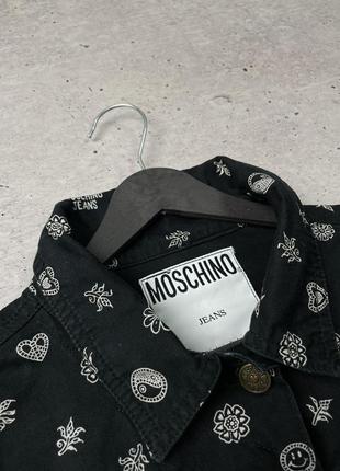 Женская куртка moschino jeans6 фото