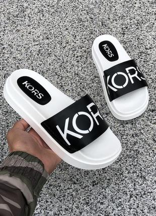 🌴літні жіночі🌴kors white black сланці-шльопанці-шльопанці корс білі, жіночі літні