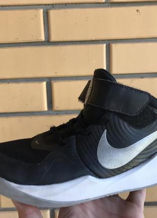 Кроссовки nike teamstyle 4