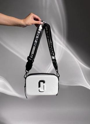 Женская сумка через плечо marc jacobs the snapshot ying yang white/black марк джейкобс кросс - боди2 фото