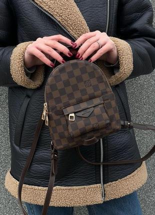 Портфель мини женский louis vuitton palm springs mini brown chess lv луи витон рюкзак через плечо сумка9 фото