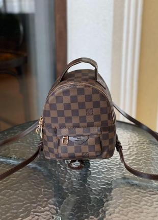Портфель мини женский louis vuitton palm springs mini brown chess lv луи витон рюкзак через плечо сумка4 фото