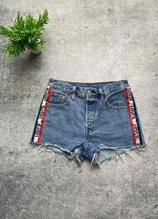 Женские шорты levi's