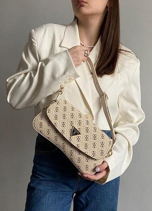 Жіноча сумочка через плече guess cordelia flap shoulder bag beige гесс  крос - боді клатч3 фото