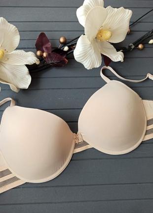 Бюстгальтер із гладкими чашечками 80d