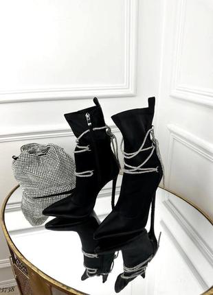 Ботильоны стрейчевые