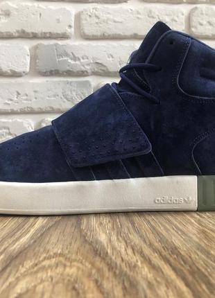 Кроссовки adidas tubular invader