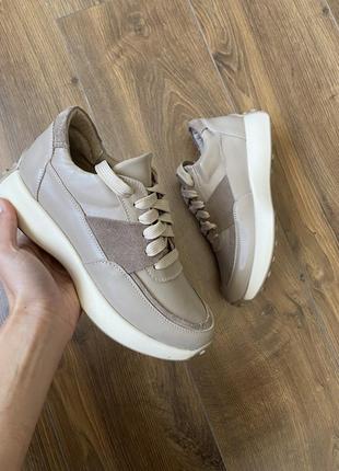 Кросівки натуральна шкіра