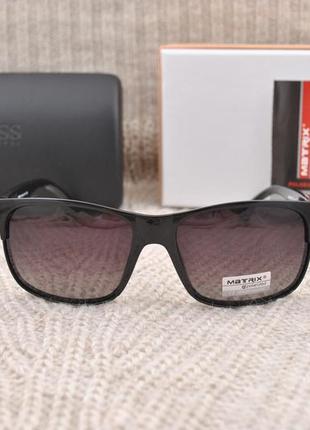 Фирменные солнцезащитные очки matrix polarized mt85963 фото