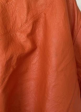 Очень крутая коралловая оранжевая женская кожаная куртка- косуха 100% кожа. является нюанс. м-л.9 фото