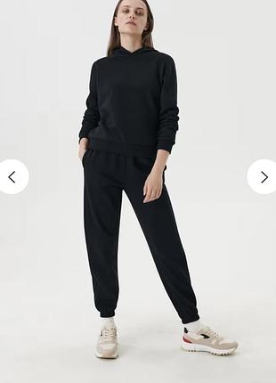 Костюм спортивный