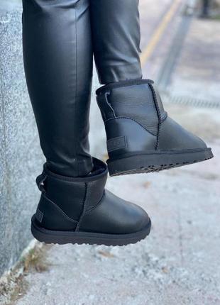 Шикарные женские сапоги ugg mini black с натуральным мехом /осень/зима/весна😍4 фото