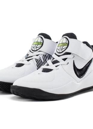 Белые кроссовки унисекс nike team hustle d 9